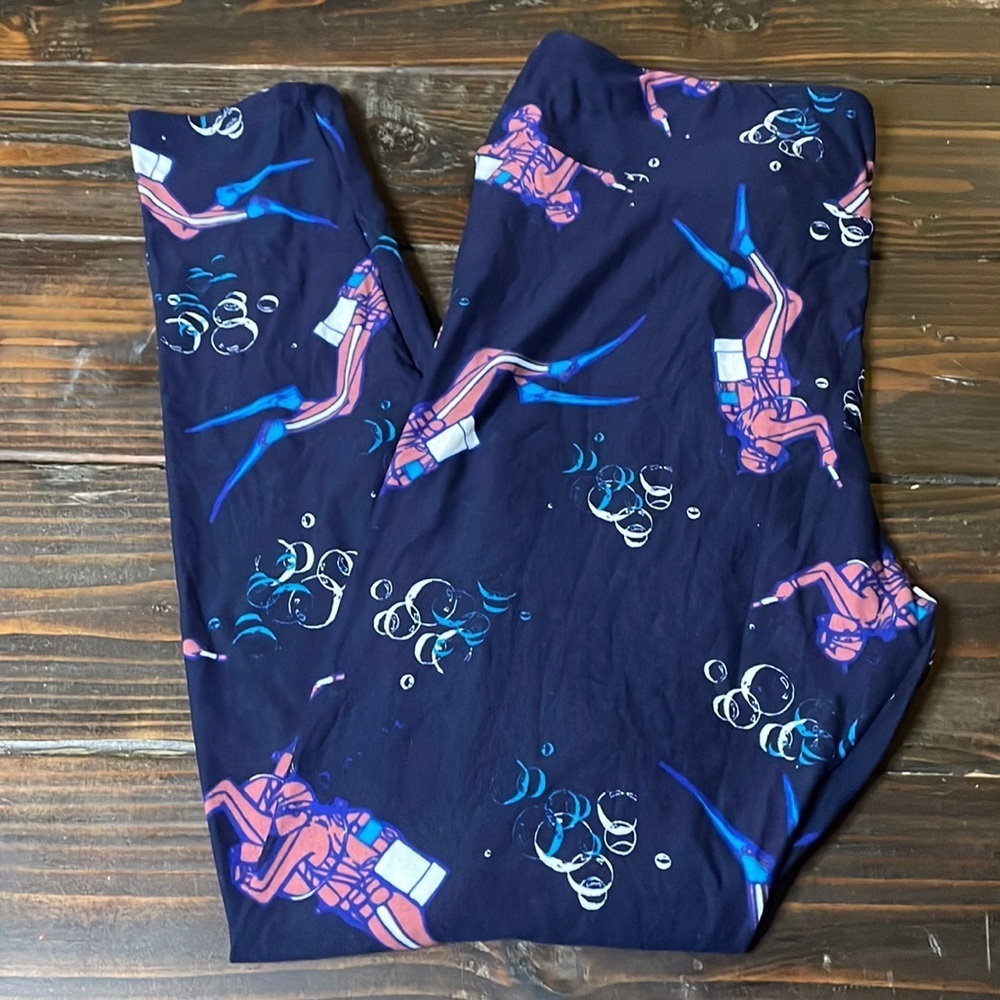 TC NWOT LuLaRoe Leggings DD22‎ 6240